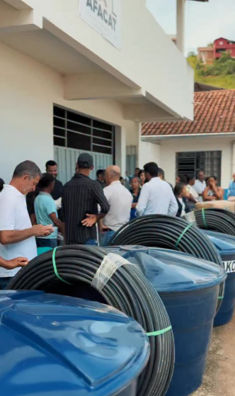 Foram entregues 30 kits de irrigação aos nossos agricultores de Catuji.